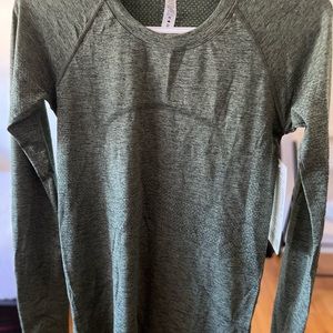 Lululemon swiftly tech long sleeve 2.0